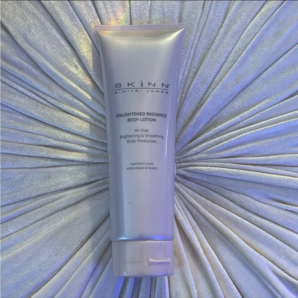 SKINN Enlightened Radiance Body Lotion .